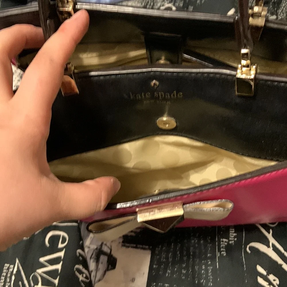 Purse - Picture 3 of 8